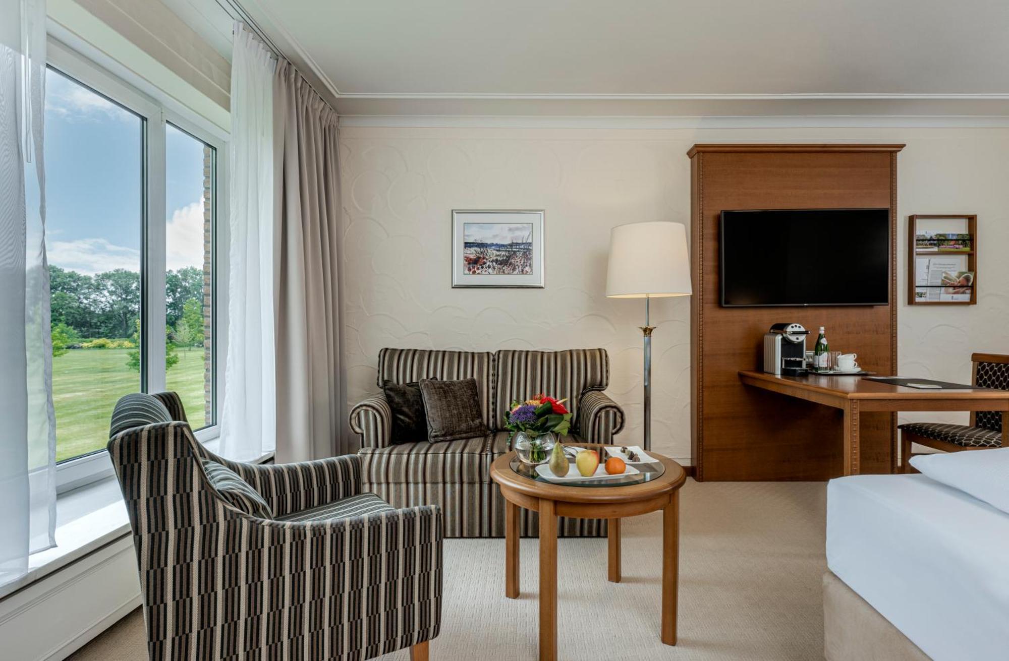 Parkhotel De Wiemsel Оотмарсум Экстерьер фото