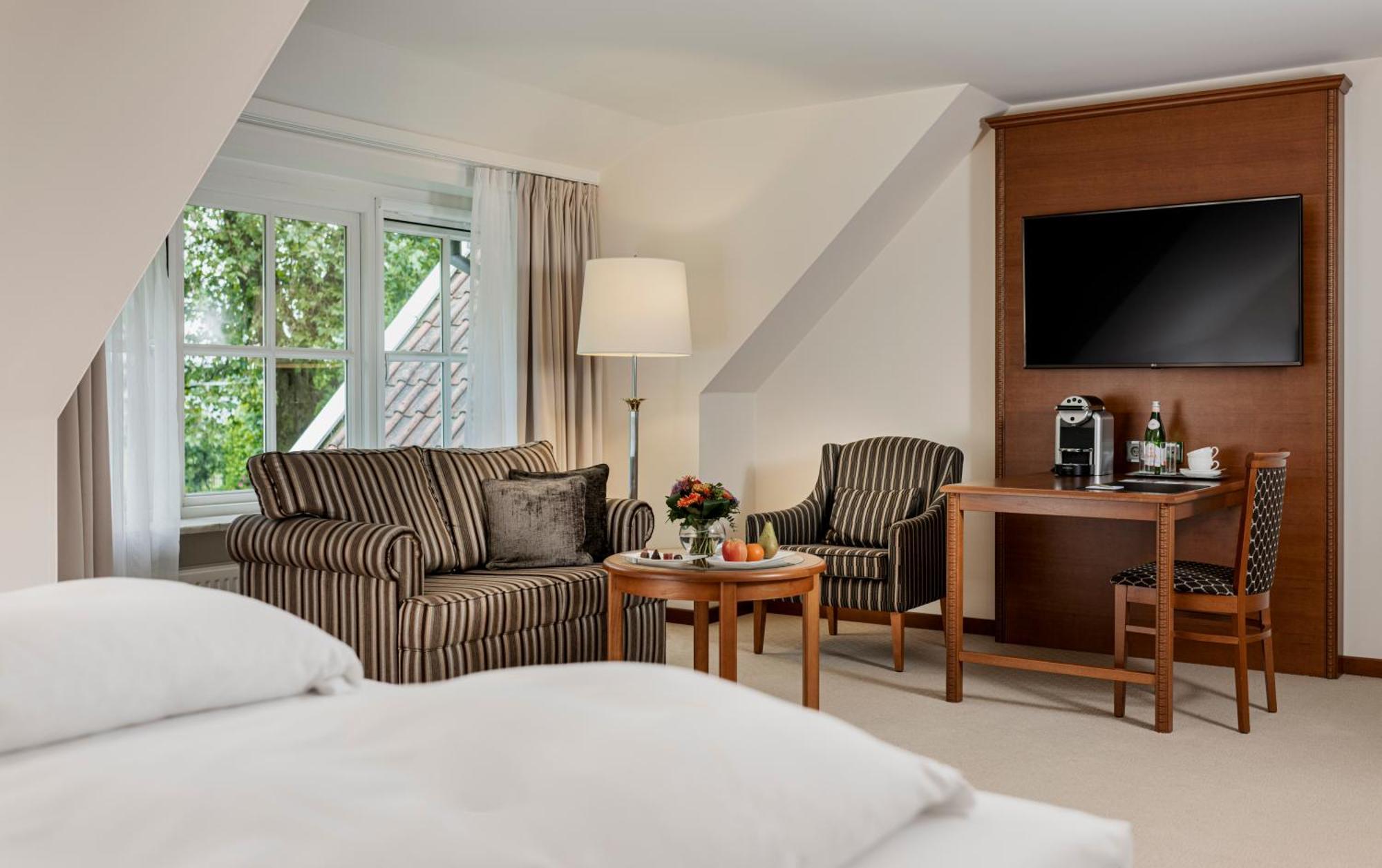 Parkhotel De Wiemsel Оотмарсум Экстерьер фото